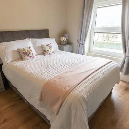 Shells House * Rathmullan