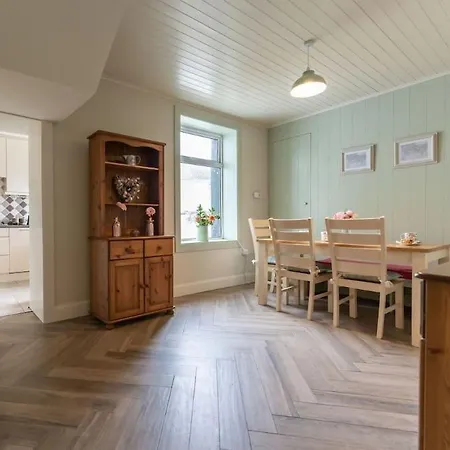 펜션 Shells House 라스물란